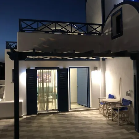 Honeymoon Perivolos (Santorini)