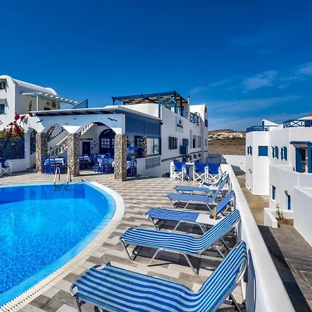 Honeymoon Aparthotel Perivolos (Santorini)