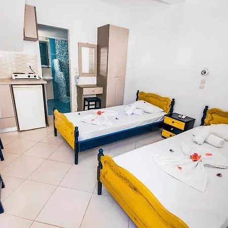 Honeymoon Aparthotel Perivolos (Santorini)